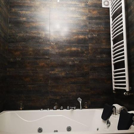 Apartamenty Lena 5 Jacuzzi Raciborz Exterior photo