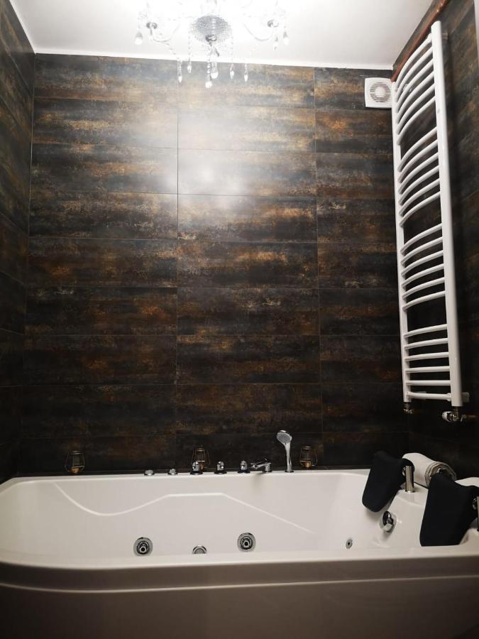 Apartamenty Lena 5 Jacuzzi Raciborz Exterior photo